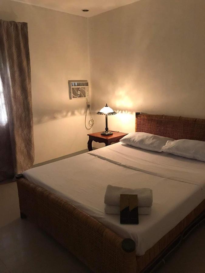 Hiraya Bed And Breakfast 록사스 시티 객실 사진